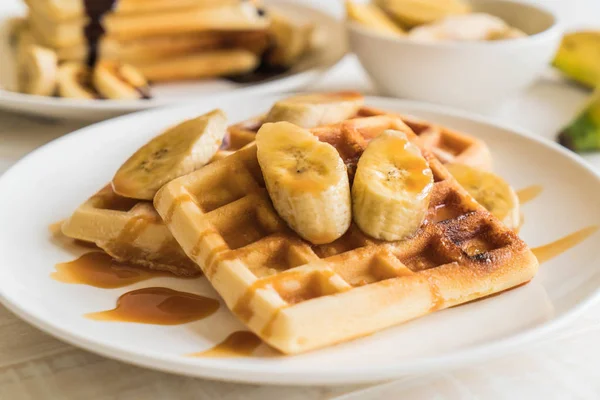 Banana waffle with caramel — Stock Photo, Image