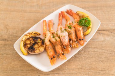 gebakken garnalen met knoflook 