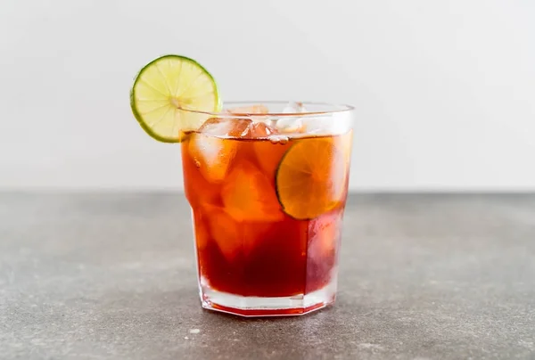 Lemon iced tea — Stock Photo, Image