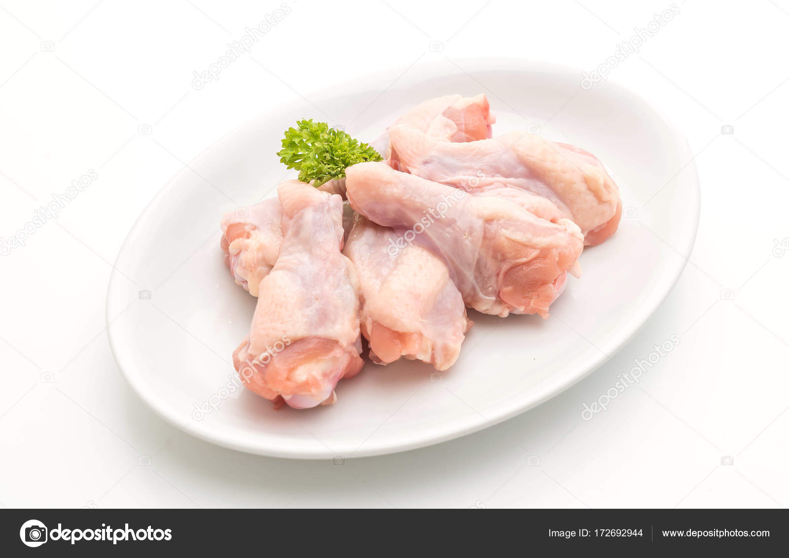 Poulet Cru Frais Sur Fond Blanc Photographie Topntp C 172692944