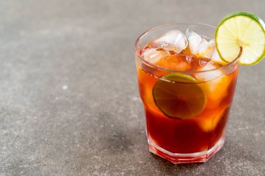 Limonlu buzlu çay