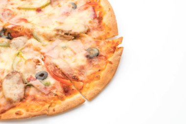 Salam ve sosis pizza