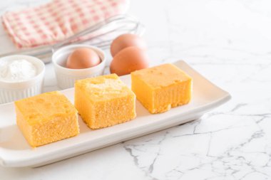 Ev yapımı turuncu kek