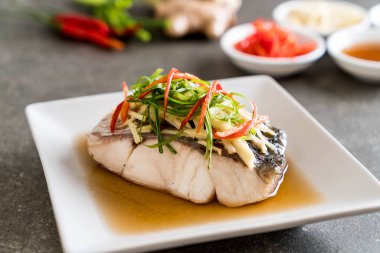 soya sosu Snapper balık buğulama