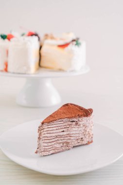 çikolatalı krep pasta