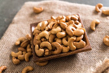 kavrulmuş kaju fıstığı