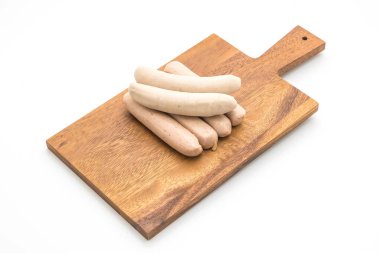 Beyaz arka plan üzerinde domuz sucuğu sosis