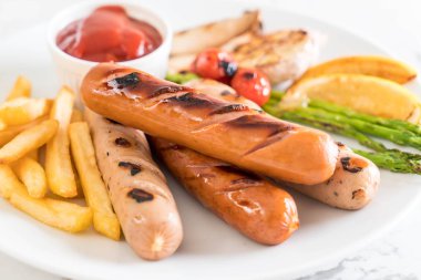 sebzeli ızgara sosis