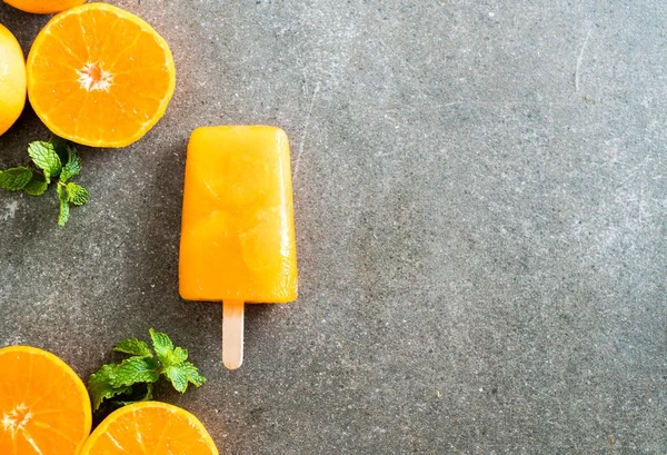 Helado de naranja casero —  Fotos de Stock