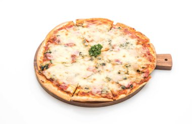 Ispanak ve pastırma pizza