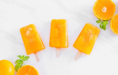 Turuncu ev yapımı dondurma