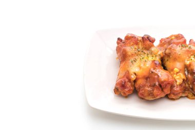 Peynirli tavuk kanadı ızgara