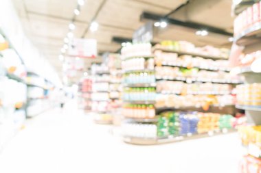süpermarkette bulanık odak 