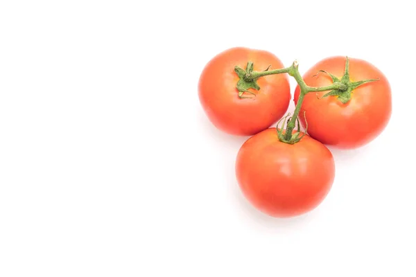 Φρέσκες ντομάτες σε λευκό φόντο — Φωτογραφία Αρχείου