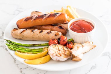 sebzeli ızgara sosis