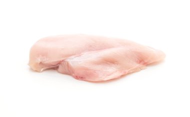Taze çiğ tavuk filetosu.