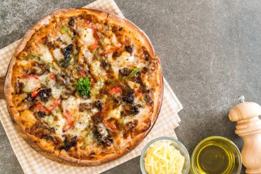 Barbekü domuz eti pizza