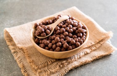 Çikolatalı gevrek kase