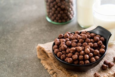 Çikolatalı gevrek kase