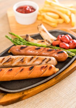 sebzeli ızgara sosis