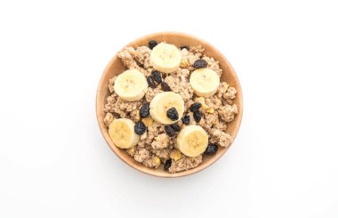 muz, Kuru üzüm ve sütle kahvaltıda granola