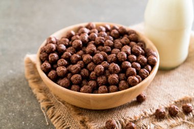 Çikolatalı gevrek kase