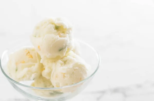 코코넛 밀크 아이스크림 — 스톡 사진