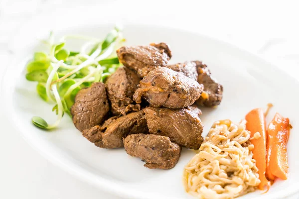 Carne de res con verduras —  Fotos de Stock