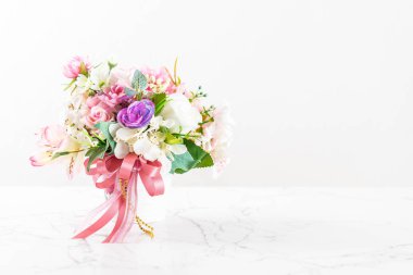 buket çiçek vazosu