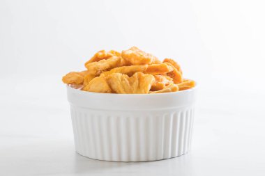 kurutulmuş ananas gevrek cipsi