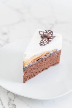 Banoffee pasta plaka üzerinde