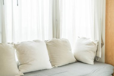 kanepe iç dekorasyon güzel yastık 