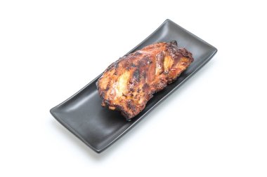 Izgara domuz pirzolası. 