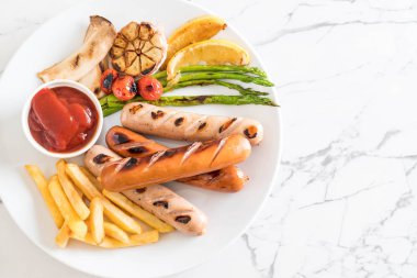 sebzeli ızgara sosis