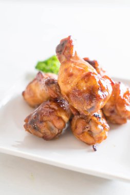 Barbekü tavuk kanadı