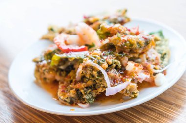 Karides salatası gevrek derin kızarmış sabah zafer