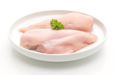 Taze çiğ tavuk filetosu.