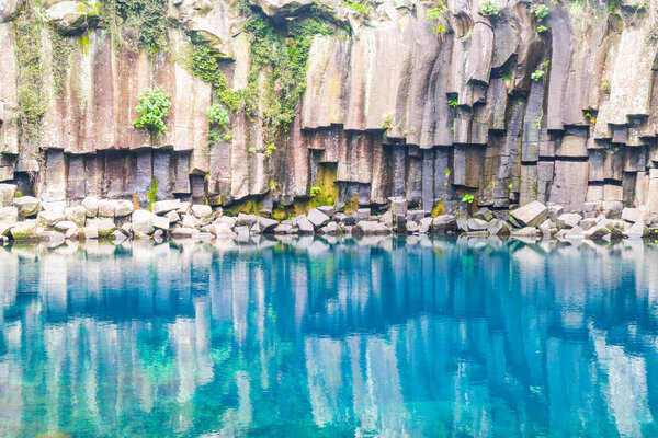 cheonjeyeon waterfalls in Jeju Isaland