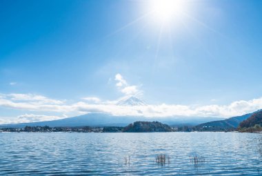 Dağ Fuji San Kawaguchiko Gölü.