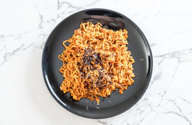 Kore baharatlı hazır şehriye 