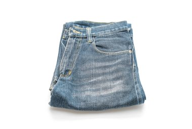 Beyaz arka plan üzerinde katlanmış kot