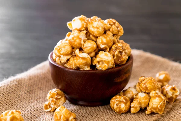 Popcorn s karamelem — Stock fotografie