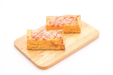 Croque monsieur pastırmalı yumurta soslu sandviç.