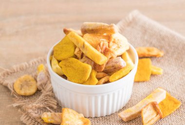 meyve yongaları karıştırın