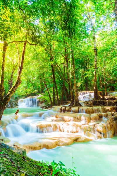 Erawan şelale, Erawan Milli Parkı Thaila içinde Kanchanaburi itibariyle