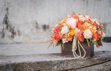 buket çiçek vazosu