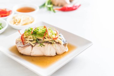 soya sosu Snapper balık buğulama