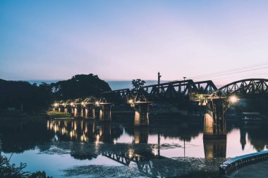 Kanchaburi Tayland River Kwai Köprüsü