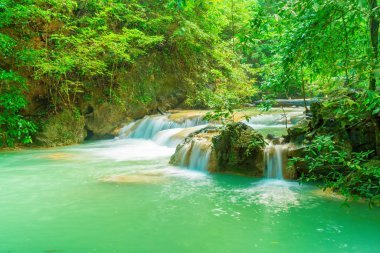Erawan şelale, Erawan Milli Parkı Thaila içinde Kanchanaburi itibariyle