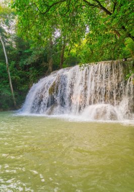Erawan şelale, Erawan Milli Parkı Thaila içinde Kanchanaburi itibariyle